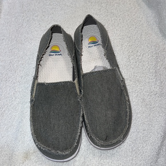 maui island Shoes Maui Island Shoes Poshmark